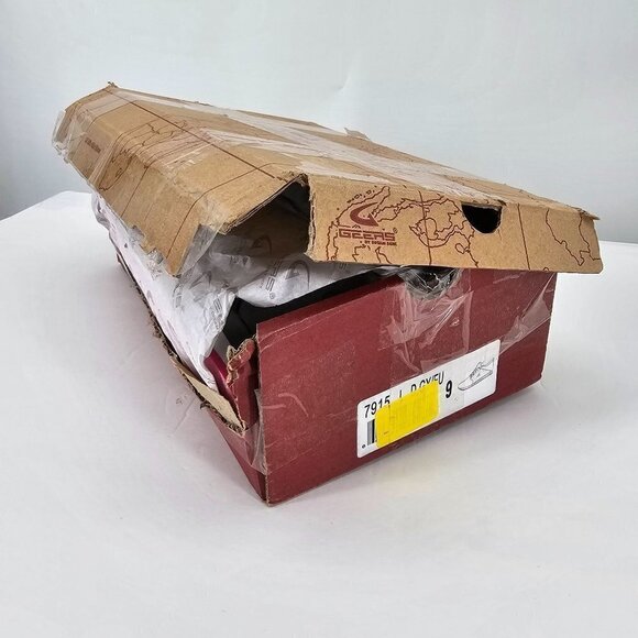 Dream Seek Gray & Fuchsia Logo-Accent Sneaker - Picture 6 of 10